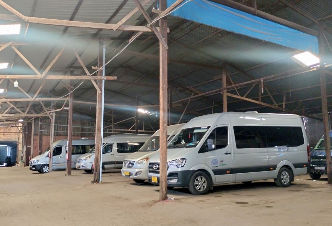 thuê xe 16 chỗ