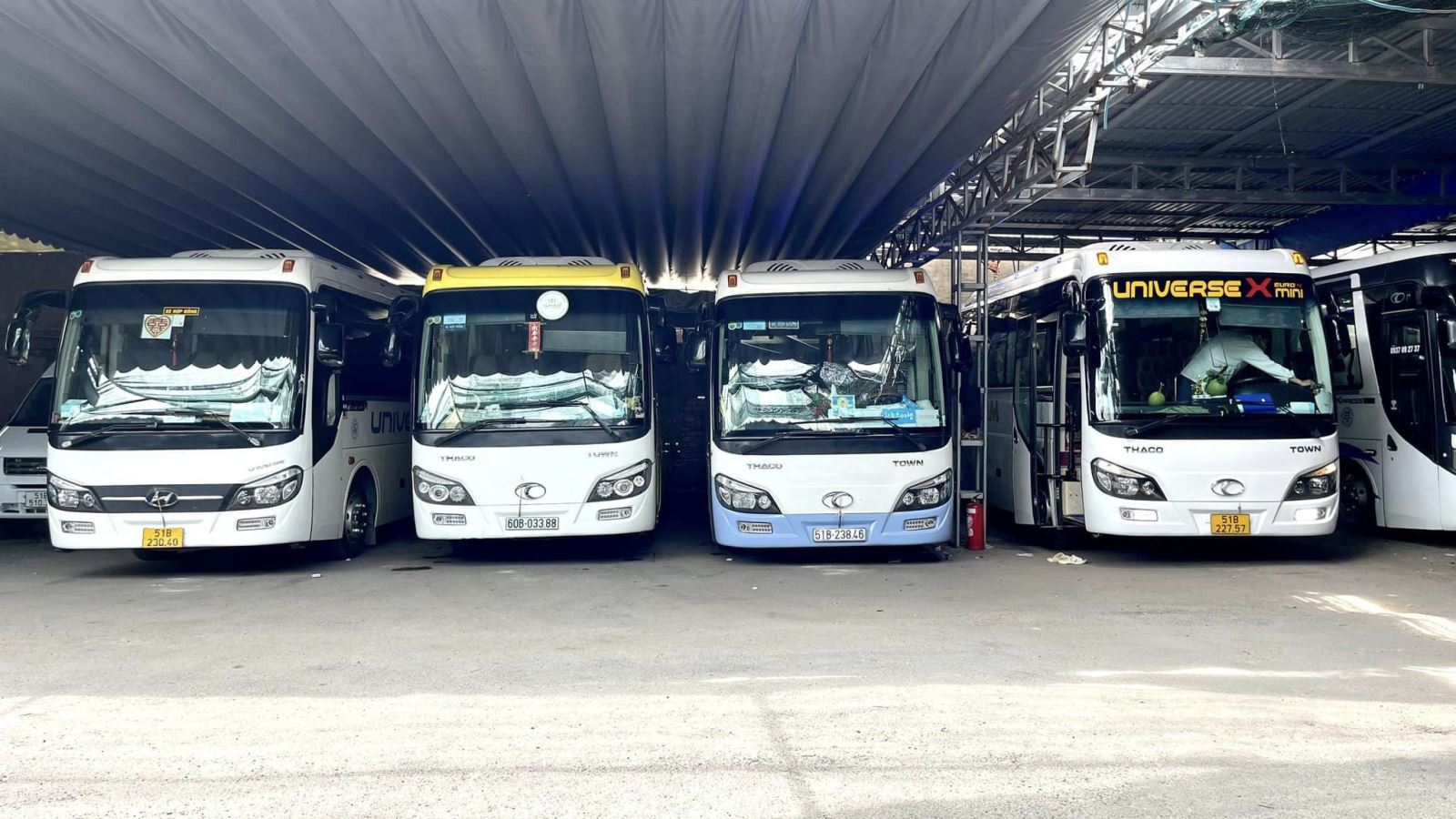 thuê xe 29 chỗ tại tphcm