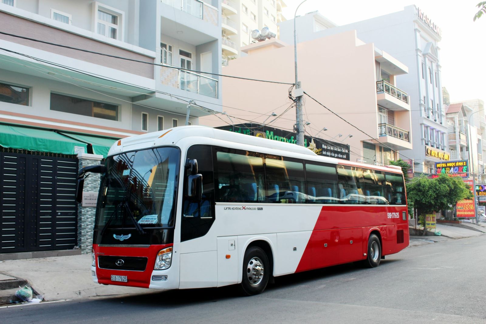 thuê xe 45 chỗ giá rẻ tại tp.hcm