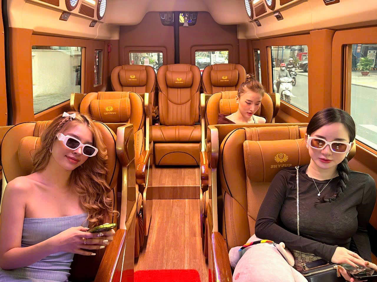 thuê xe limousine tại tphcm