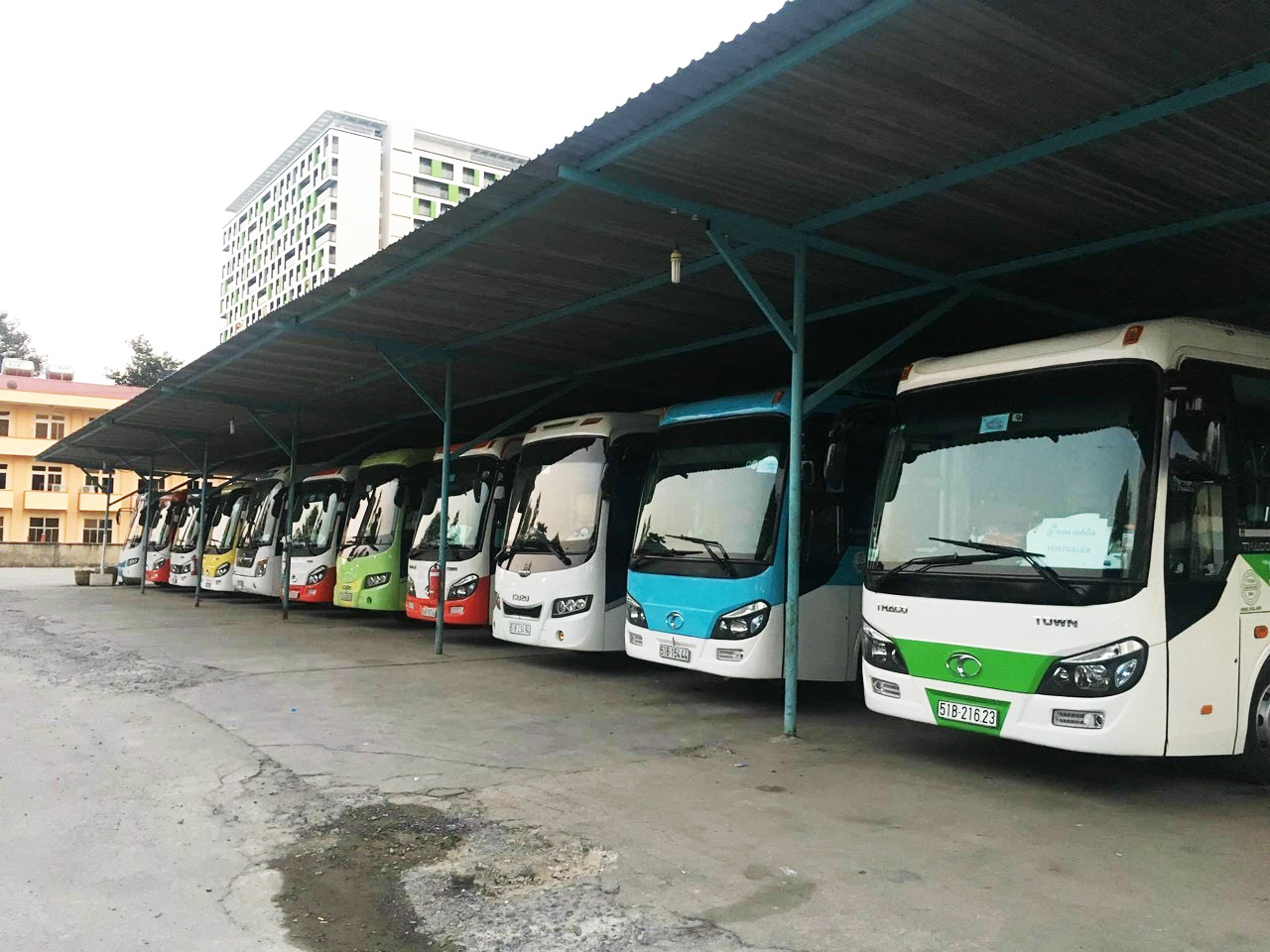 hình xe 29 chỗ xe thiên phương