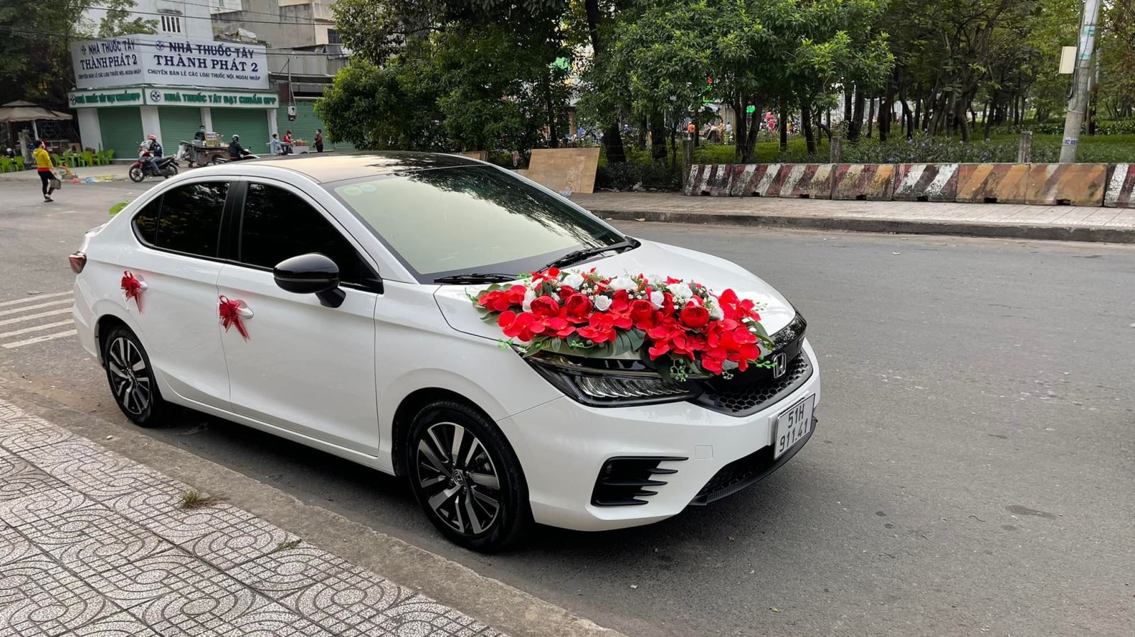 thuê xe 4 chỗ tại tphcm