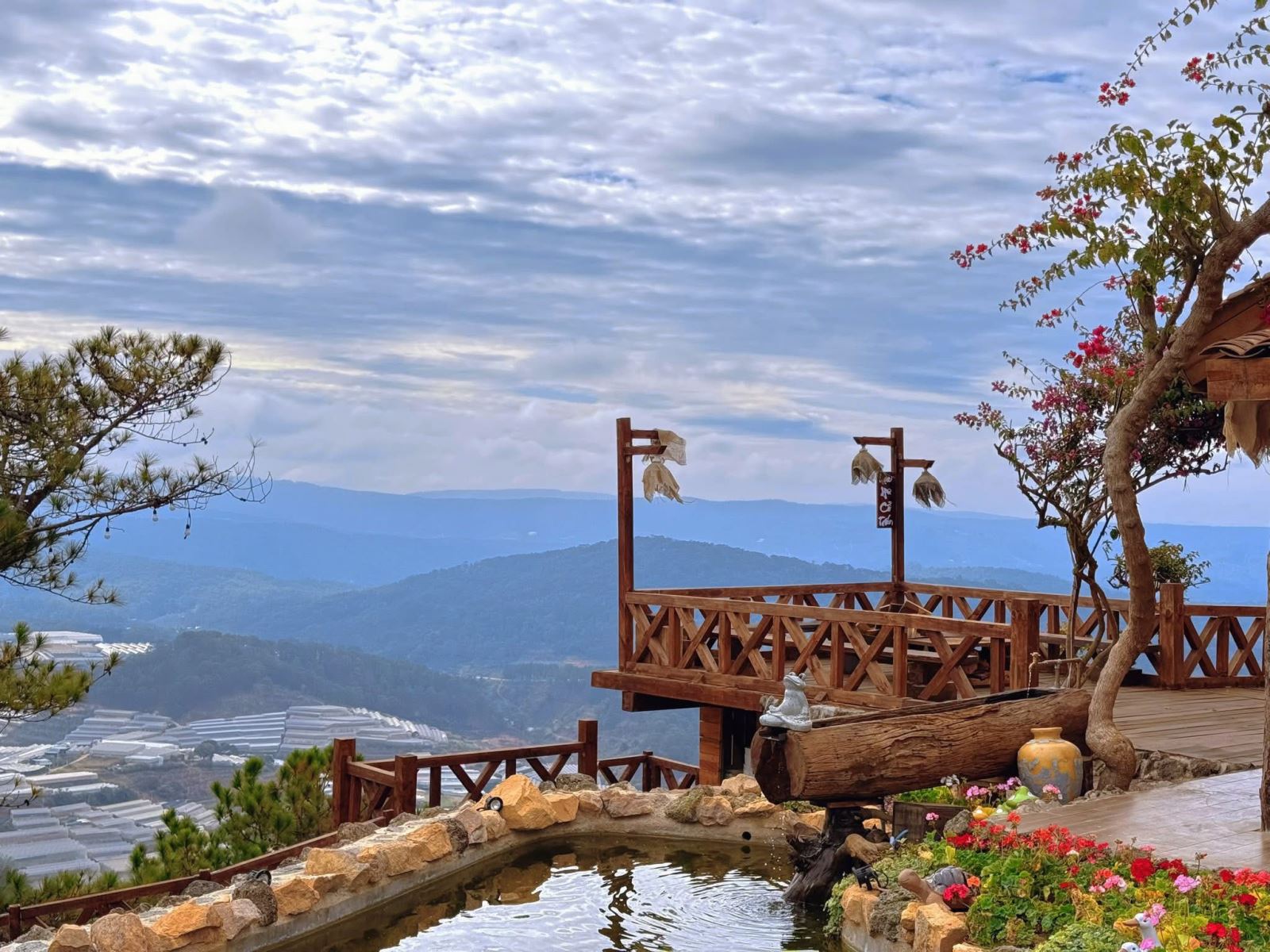 Lạc hư cổ trấn