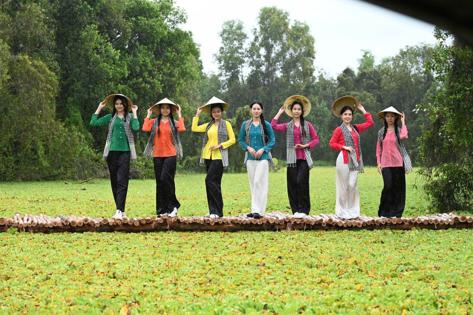 làng nổi tân lập